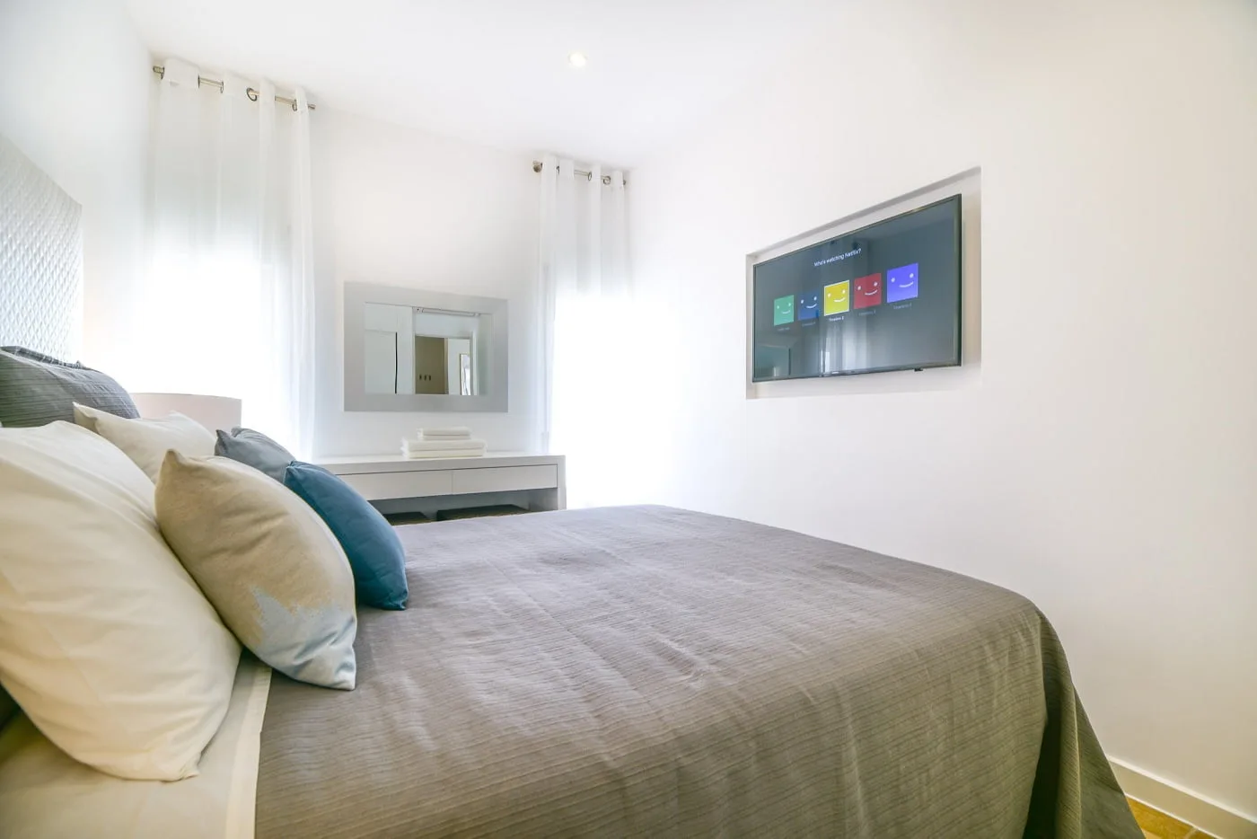 Timeless Beach II — interior 17
